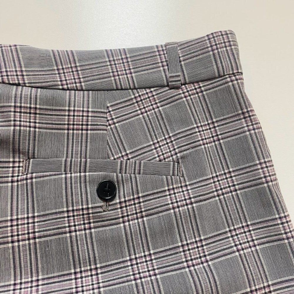 Banana Republic Gray Plaid Straight-Leg Pants - Picture 5 of 10